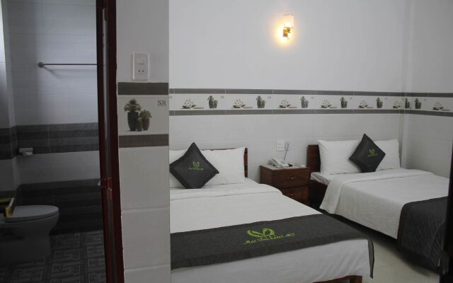 Mai Tra Hotel