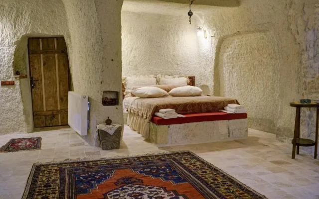 Gibos Cave Hotel