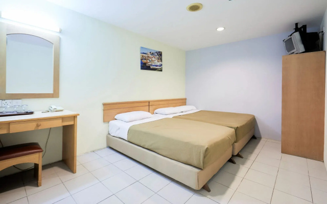 Tang City , Petaling Street, Merdeka PNB 118 Tower
