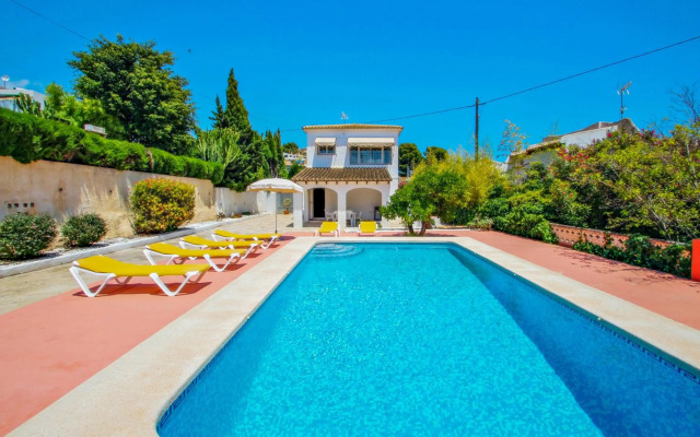 Tere - holiday home with private swimming pool in Calpe