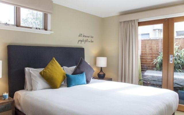 Boutique Stays- Elwood Beaches