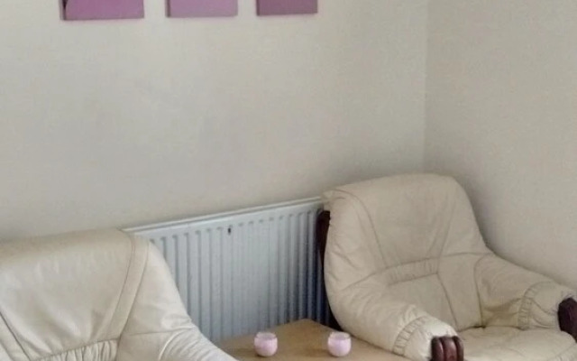 Derwent Street Apartment 1 - Self Catering Rooms