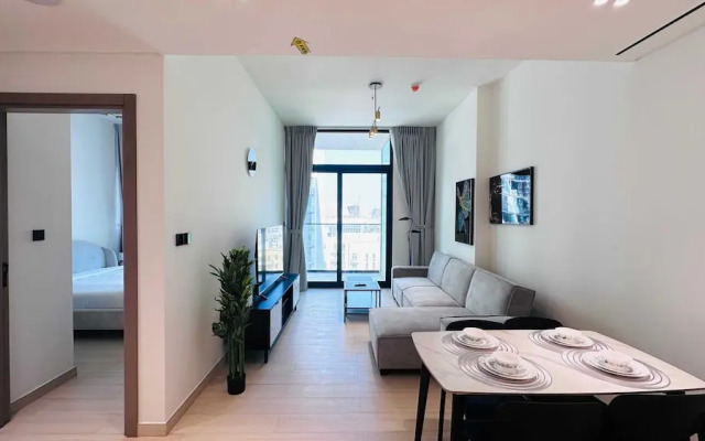 OYO HOME 1457 Premium 1bed Apartment In