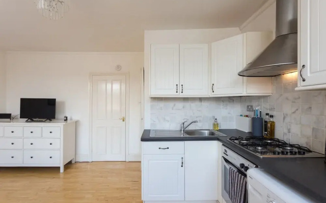 1 Bedroom Flat Near Kentish Town