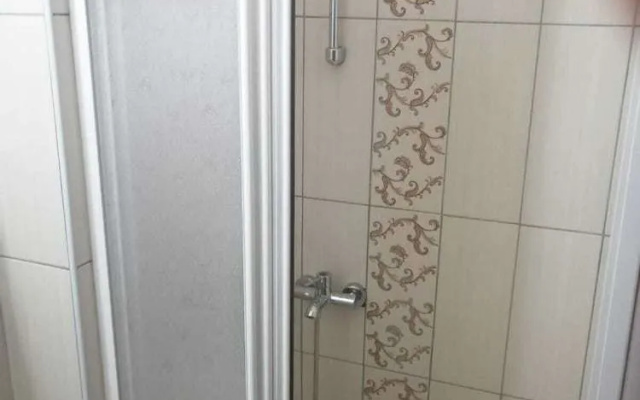 Yeni Yukseller Otel