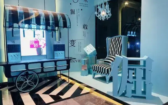 Xana Lite Hotel (Zhanjiang Haibin Dadao Jiangnan Shijia)