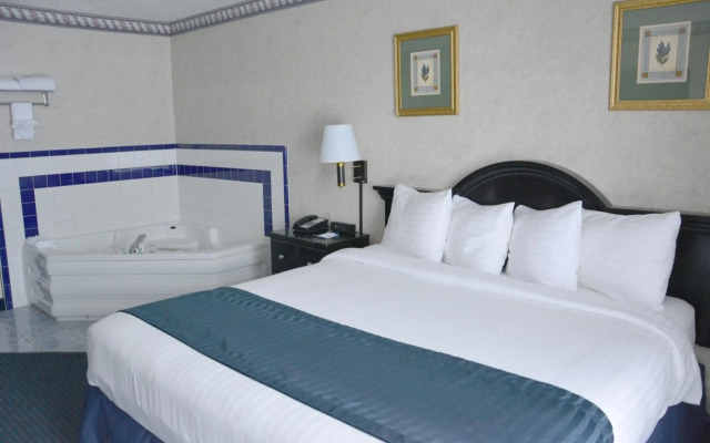 Travelodge by Wyndham Milwaukee