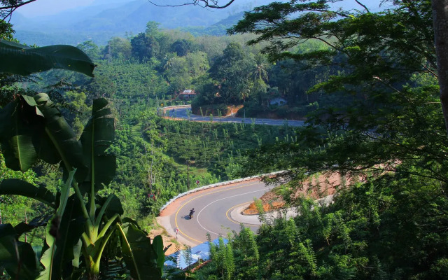 Senaro Holiday Resort