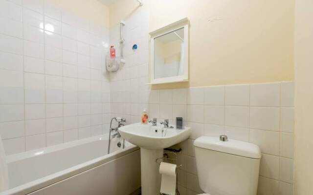 Charming 1-bed Apartment in Luton