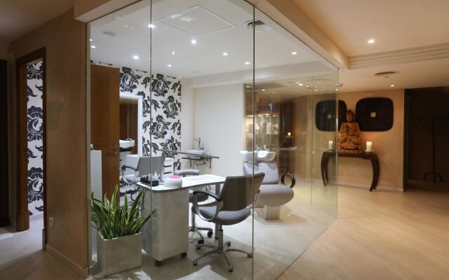 Mon Port Hotel & Spa