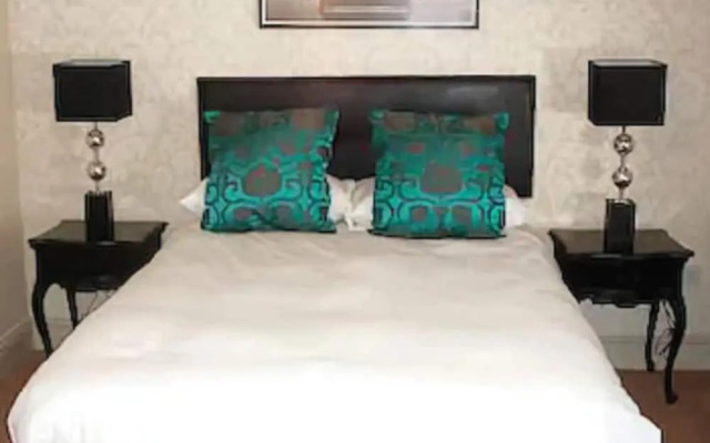 Grand Pier Guest House