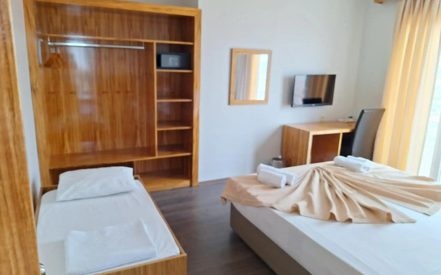 my Solmaz Otel