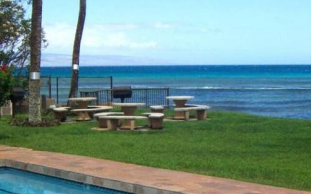 Hale Mahina Beach Resort
