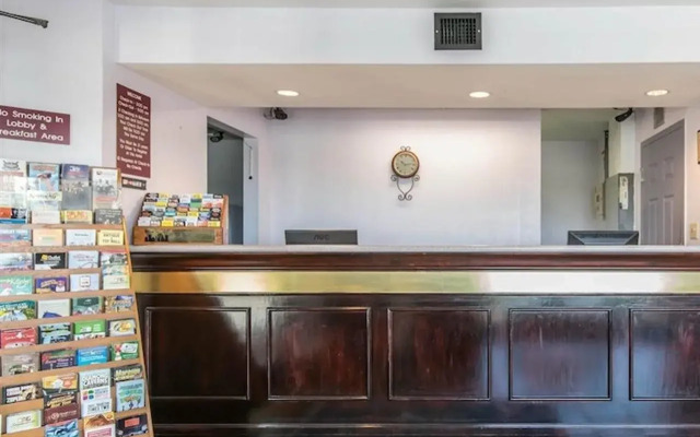 Studio 6 Suites Louisville, KY – Airport/Expo Center