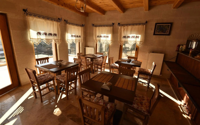Mosaic Cave Hotel
