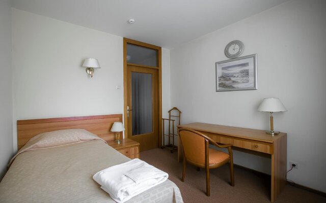 Victoria Hotel Chelyabinsk - Hotel in 科佩伊斯克 - Photo 4