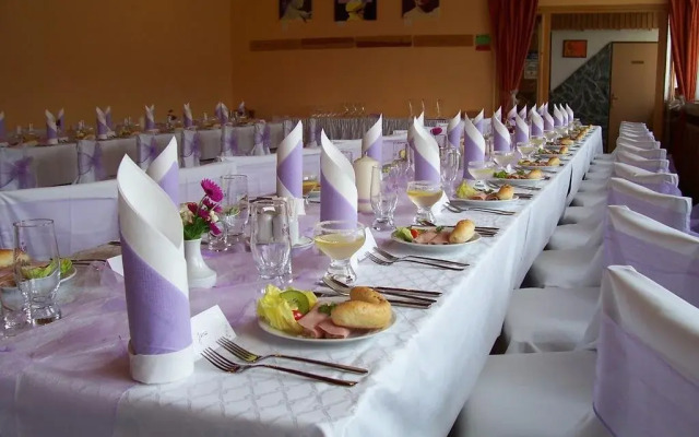 Hotel Raj