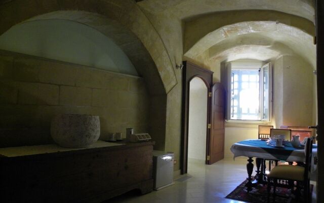Locus Amoenus