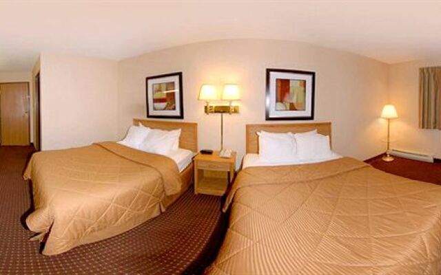 Baymont Inn & Suites Marinette