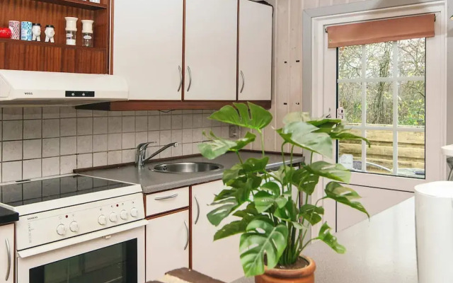 6 Person Holiday Home in Hemmet