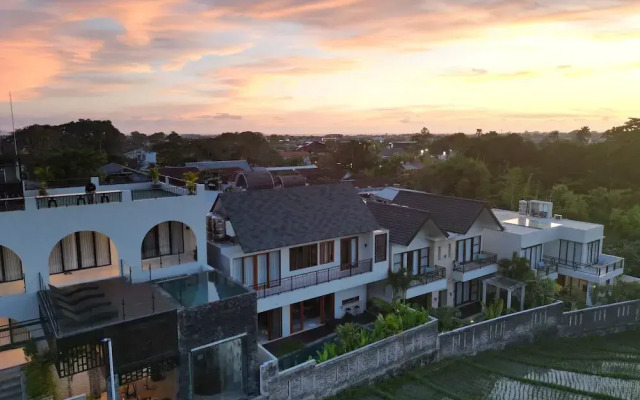 Alsava Villa and Suites