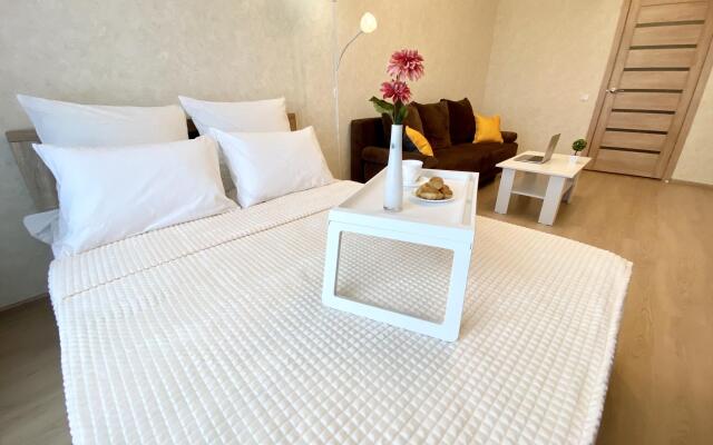 4 Сезона на улице Рудольфа Нуреева 10