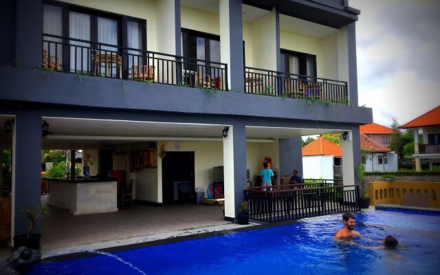 Dina Cottage RedPartner