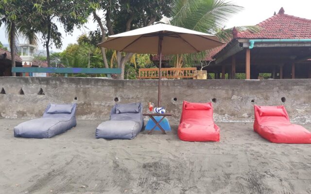 Bagus Beach Resort Lovina