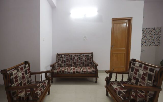 OYO 12695 Home Cosy 5BHK Himuda Sanjauli