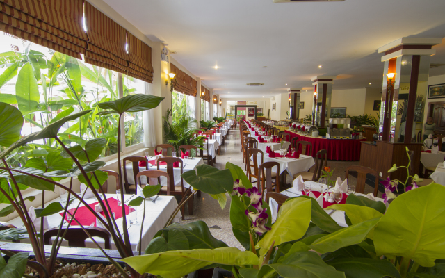 Starry Angkor Hotel