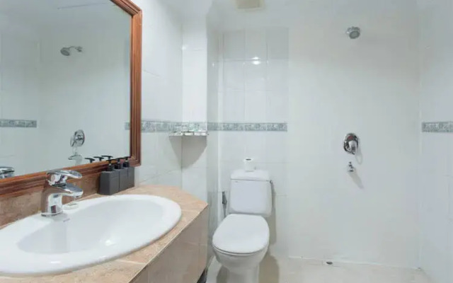 Grand Riverview Boutique Hotel
