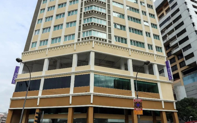 Metro Hotel
