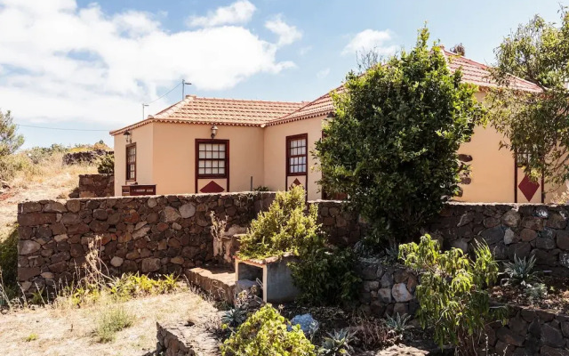 Casa Rural Los Hondos by Isla Bonita