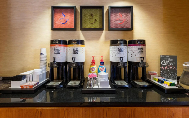 Hampton Inn Rochester-South