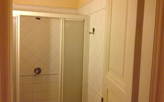 Marta Guest House