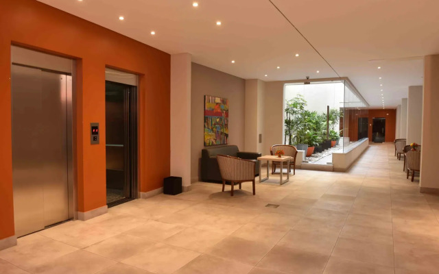 Arc Arenales Studios & Suites