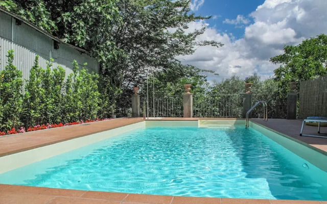 Francigena Loggia Apartment Shared Pool