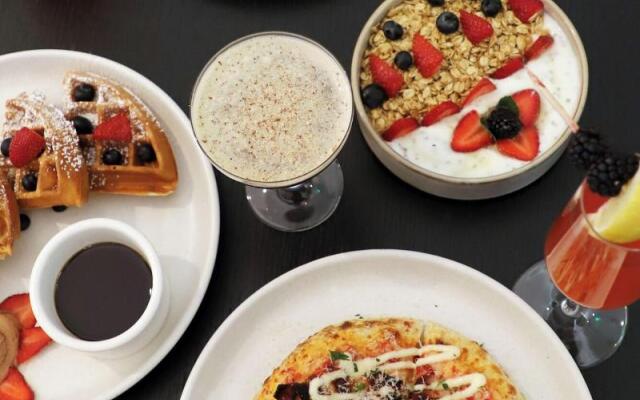 Le Meridien Houston Downtown