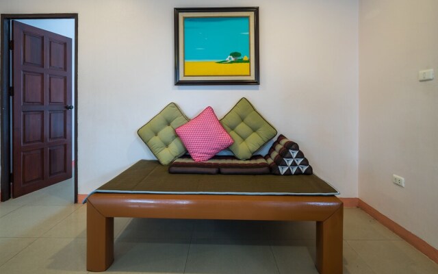 Chalong 99 Residence Villa