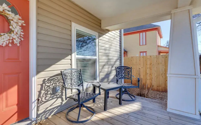 Historic Home Half-mile to Downtown Guthrie!