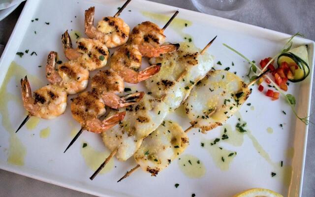 Charming holiday home in Lido di Pomposa with shared pool