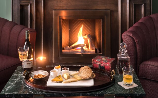 The Beekman, A Thompson Hotel, by Hyatt