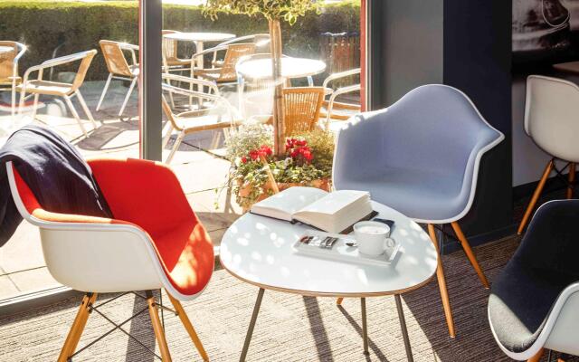 ibis London Luton Airport