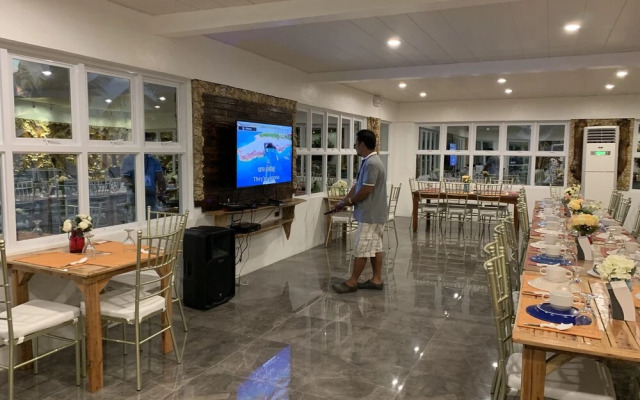 Hotel G Beach Resort and Restobar
