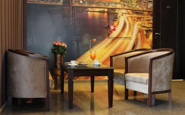 Tsarigrad Hotel