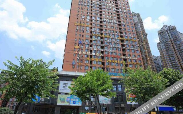 Xiangyun Hotel (Chongqing Library Metro Station Southwest Hospital Store)