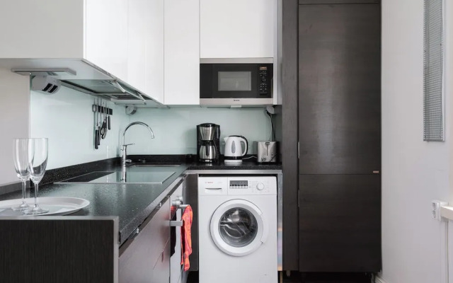 Renovated Top Floor Studio in Kallio