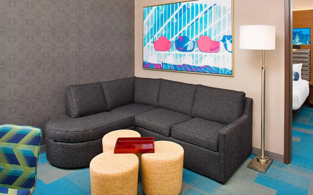 Aloft Beachwood