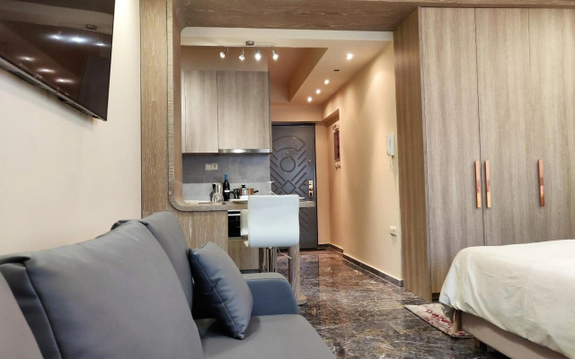 Agias Sofias Street Luxurious Studio