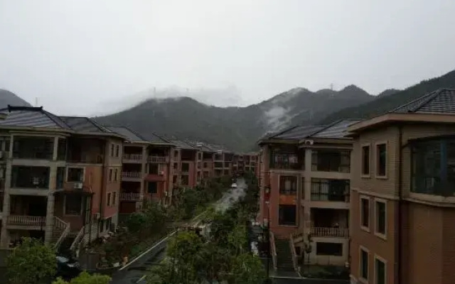 Yingjvqishe Hotel